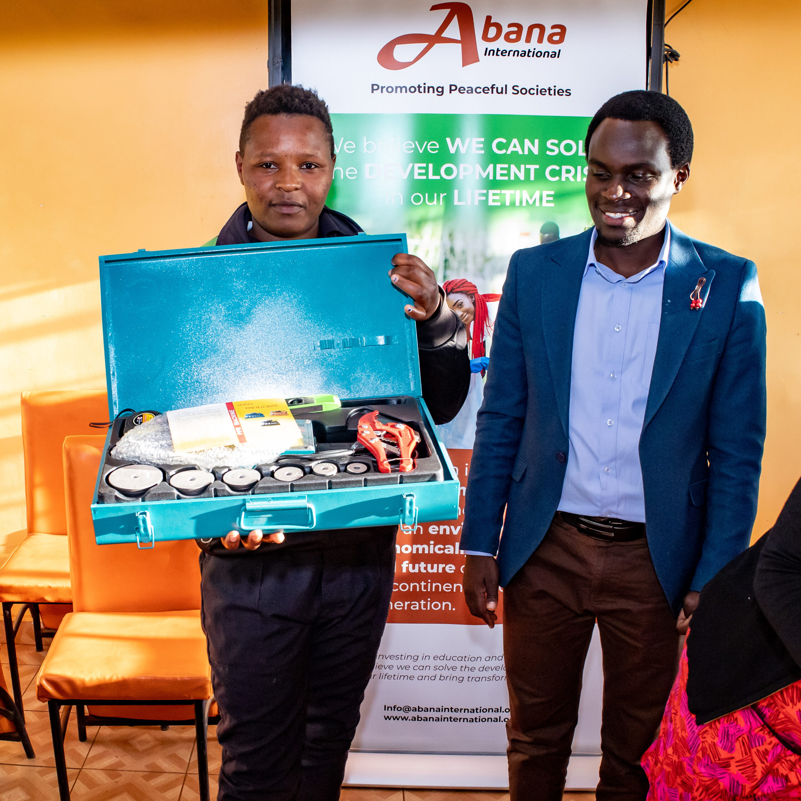 8254F6DC-93D7-419F-ADA9-F71A302E9E07