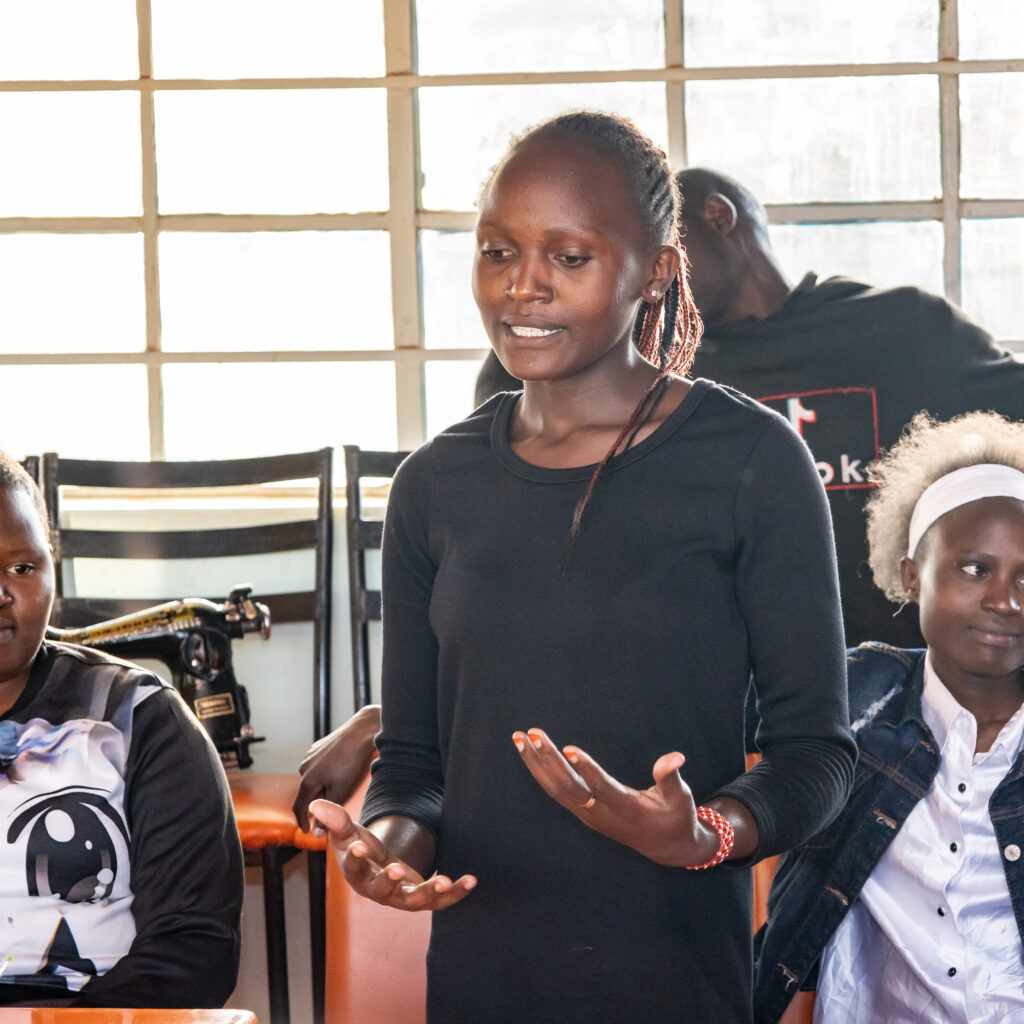 C6AE39AB-8307-4BEC-9946-56012321D79B